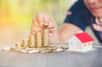 Épargner avec le compte épargne logement. © Ekkapon, Fotolia